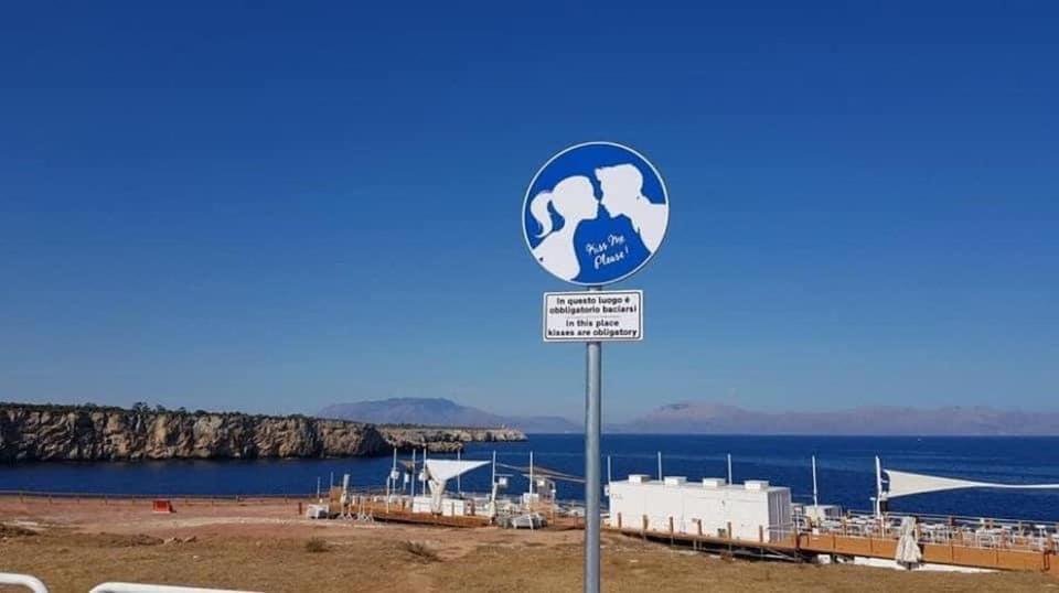 Casa Praia Terrasini Eksteriør bilde