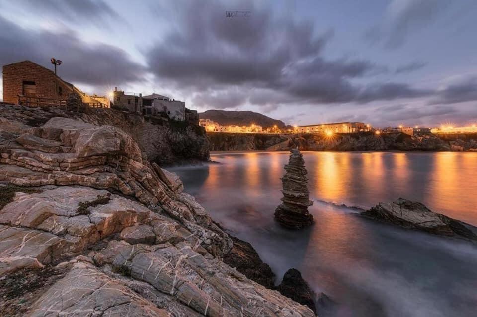 Casa Praia Terrasini Eksteriør bilde