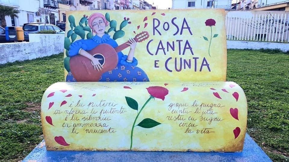 Casa Praia Terrasini Eksteriør bilde