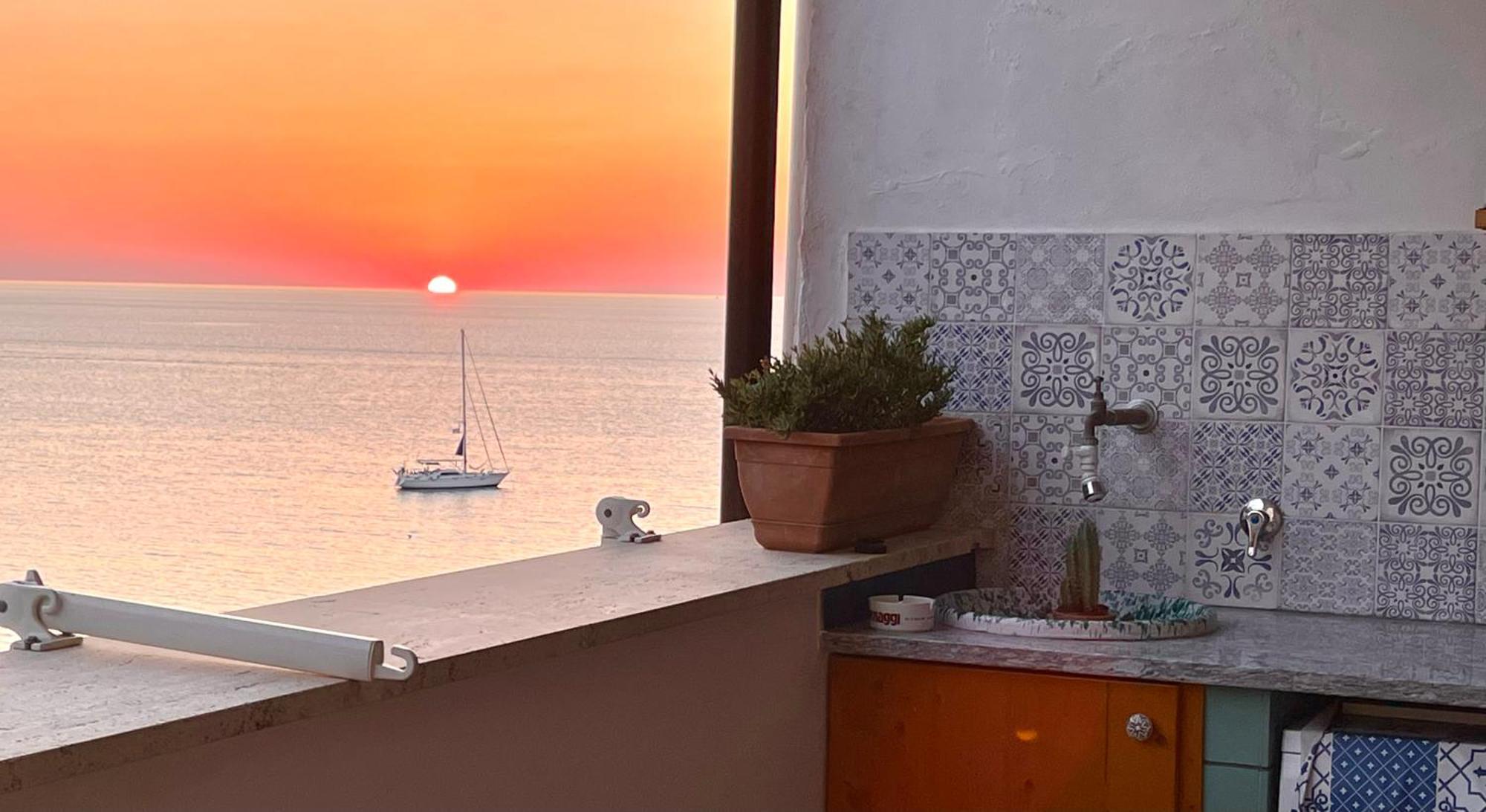 Casa Praia Terrasini Eksteriør bilde